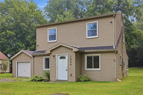 1555 Ambre Drive, Akron, OH 44312