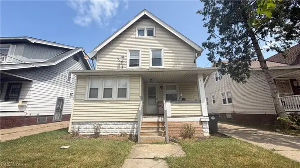 10122 Loretta Avenue, Cleveland, OH 44111