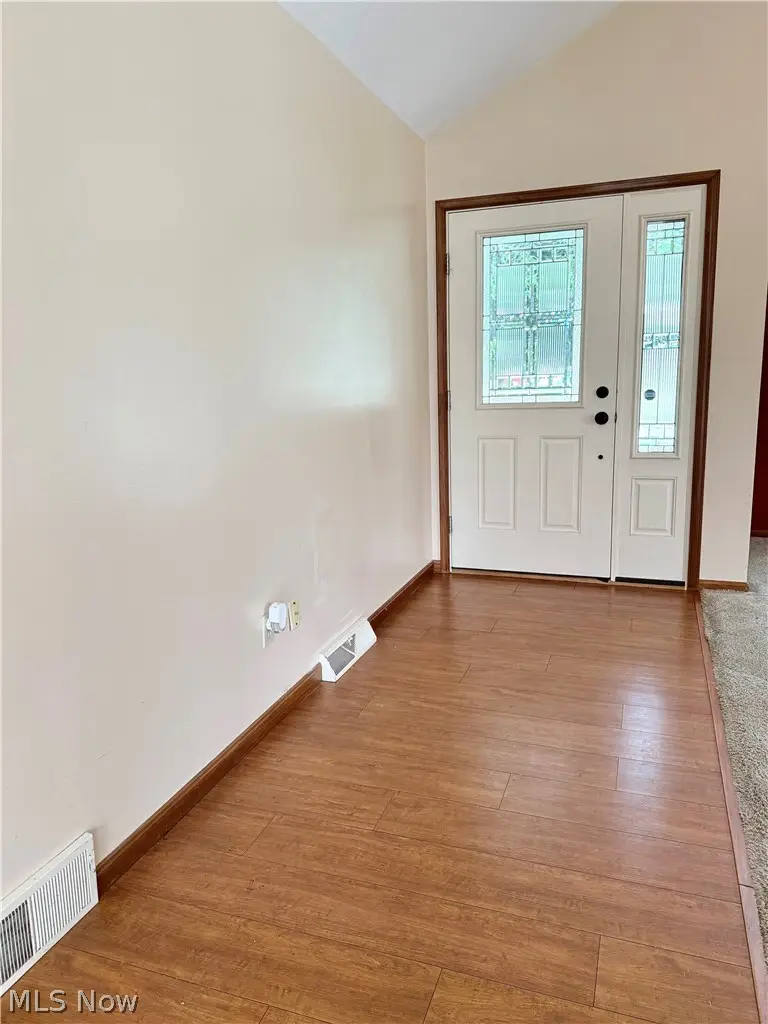 7673 Buchanan Drive, Youngstown, OH 44512 - #2