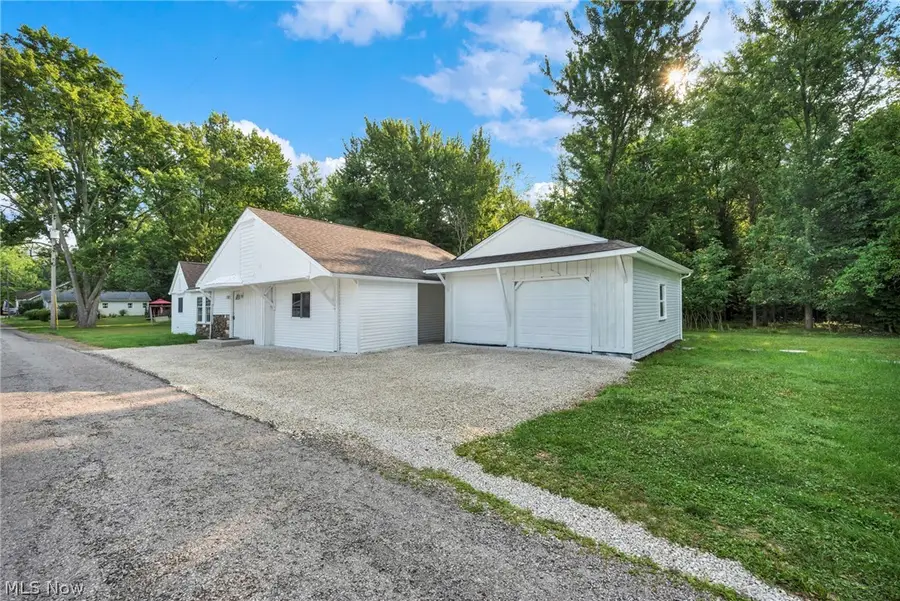 7655 Walnut Drive, Chippewa Lake, OH 44215 - #3