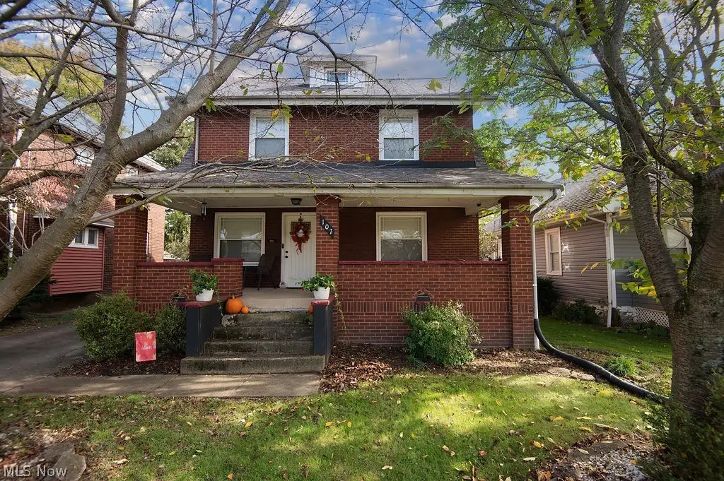 107 N Hartford Avenue, Youngstown, OH 44509 - #1