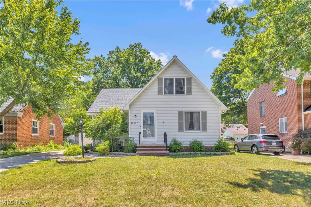 10077 Beaconsfield Drive, Parma Heights, OH 44130 - #1