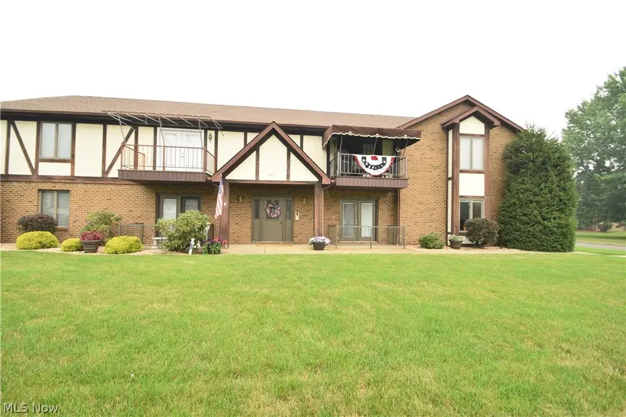 901 Pearson Circle #2, Boardman, OH 44512 - #2
