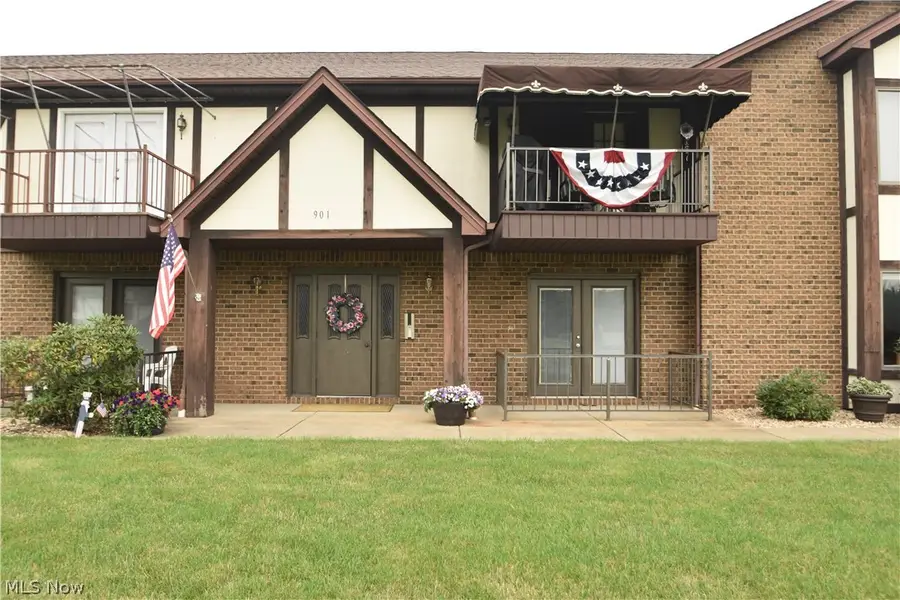 901 Pearson Circle #2, Boardman, OH 44512 - #3