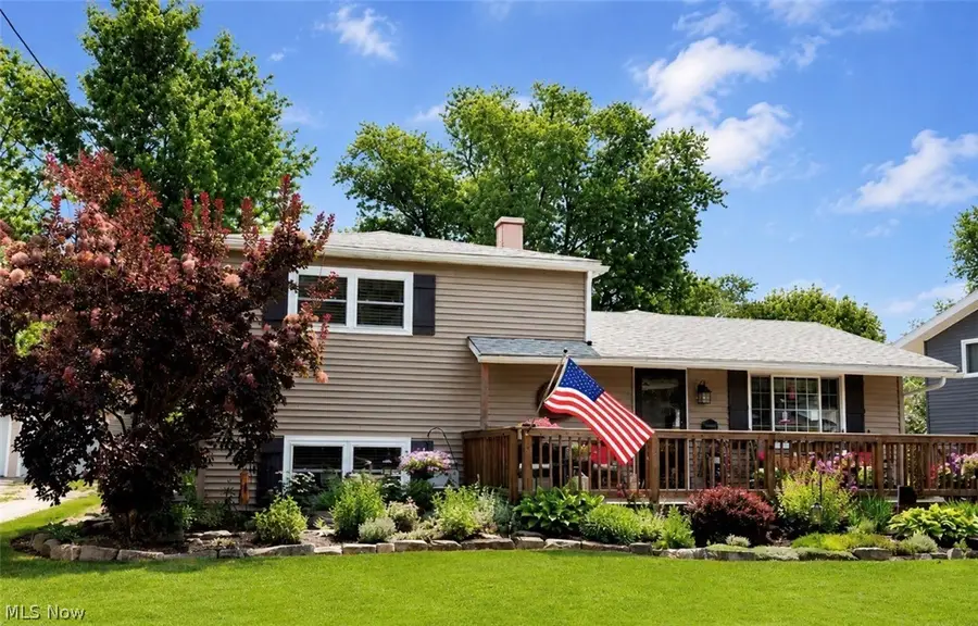 905 West Drive, Sheffield Lake, OH 44054 - #2