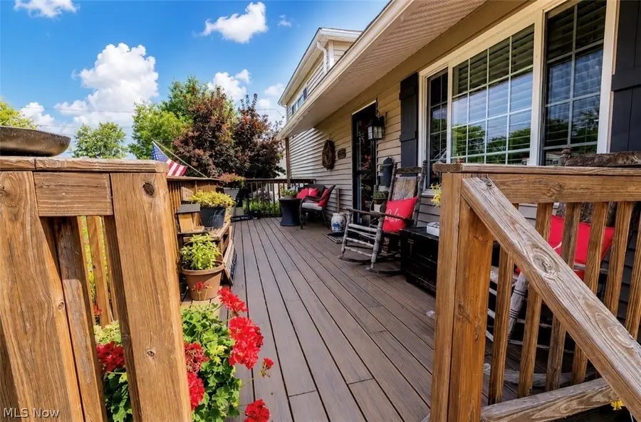 905 West Drive, Sheffield Lake, OH 44054 - #3