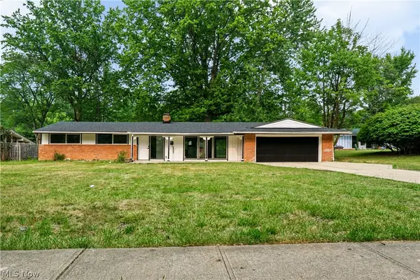 2203 Lee Boulevard, East Cleveland, OH 44112