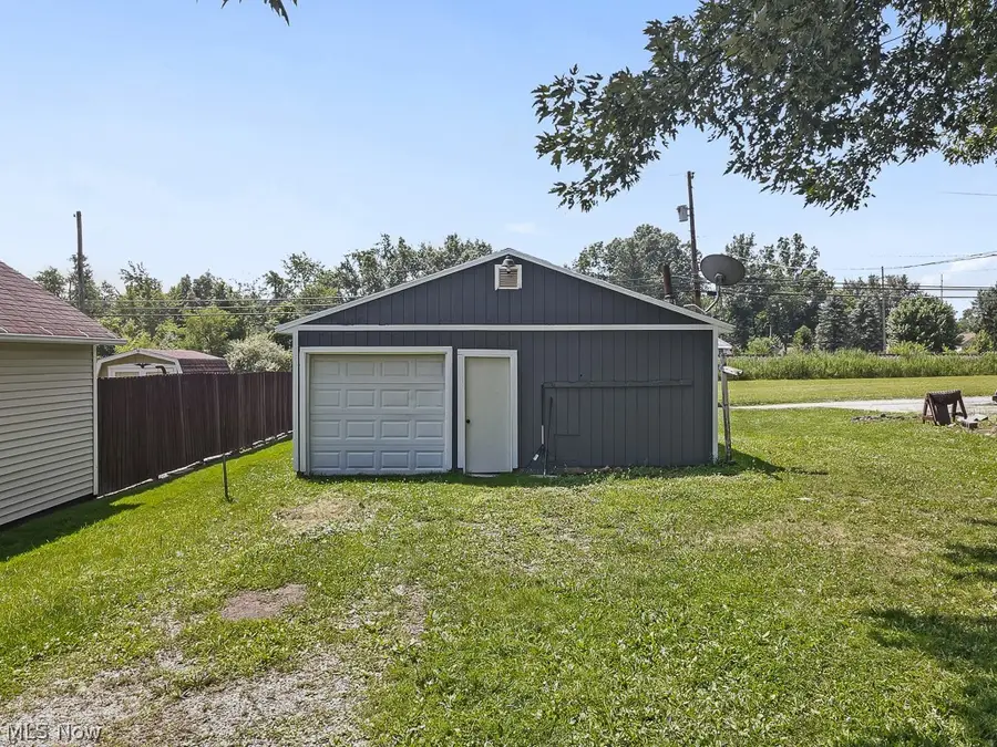 631 W Oregon Avenue, Sebring, OH 44672 - #2