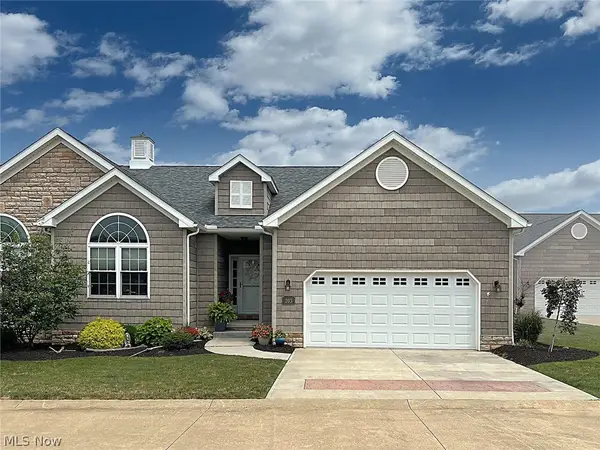 203 Leeward, Vermilion, OH 44089