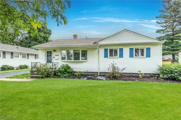 3659 W 232 Street, North Olmsted, OH 44070