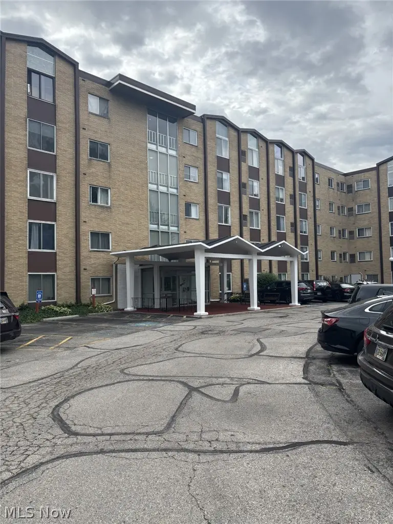 25735 Lorain Road #524, North Olmsted, OH 44070 - #1