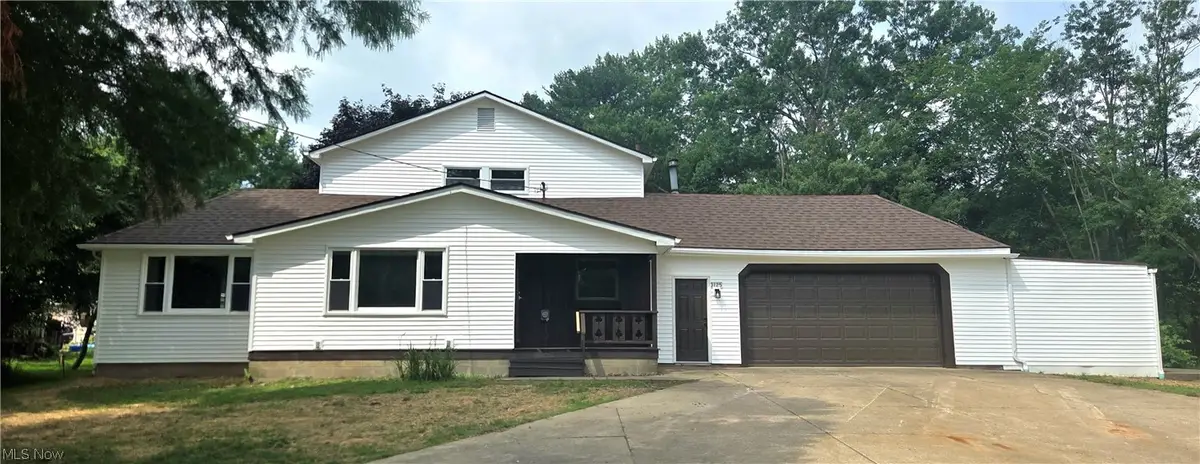 3125 Trump Se Avenue, Canton, OH 44707 - #1