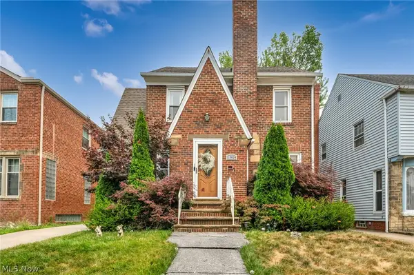 1909 Powell Avenue, Cleveland Heights, OH 44118