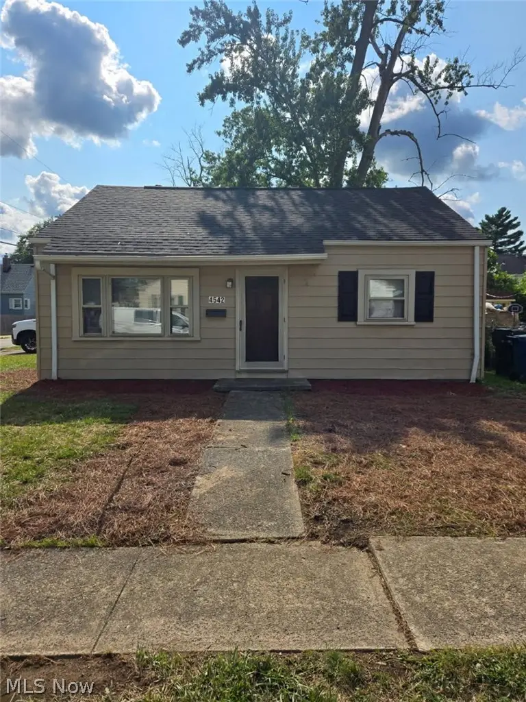 4542 W 172 Street, Cleveland, OH 44135 - #1