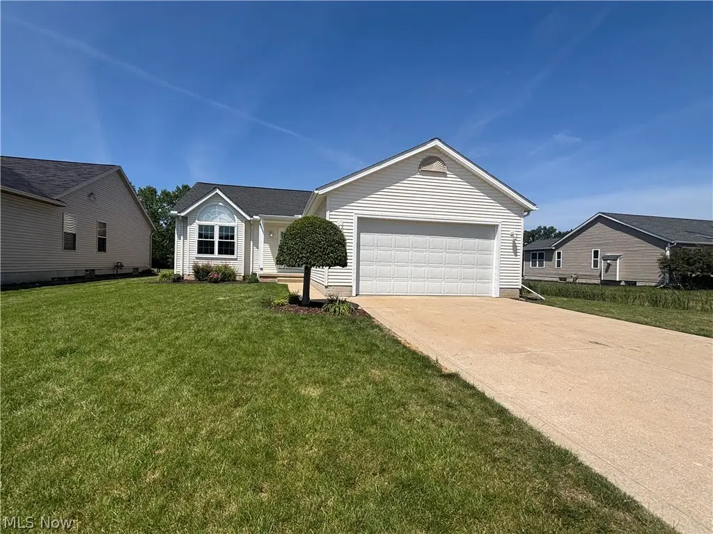 5788 W Breezeway Drive, North Ridgeville, OH 44039 - #1