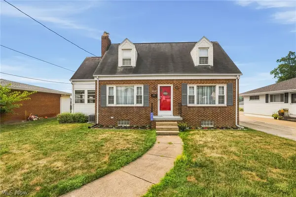 4418 Marcellus Nw Street, Canton, OH 44708