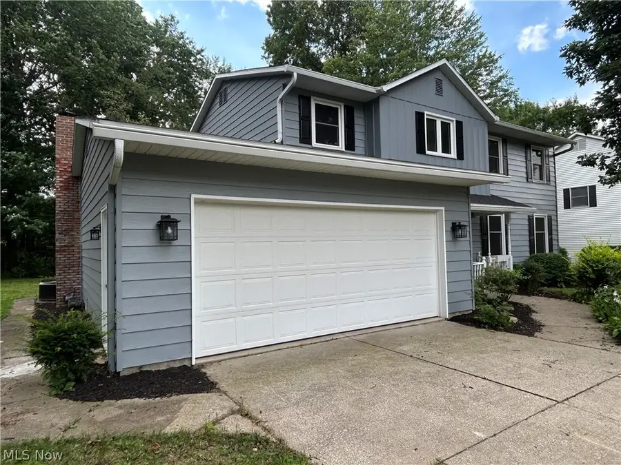501 Red Rock Drive, Wadsworth, OH 44281 - #2