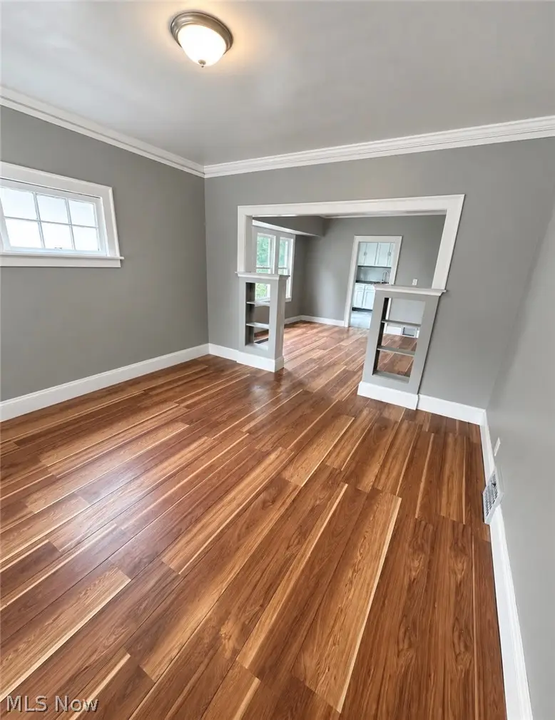 9901 Heath Avenue, Cleveland, OH 44104 - #2