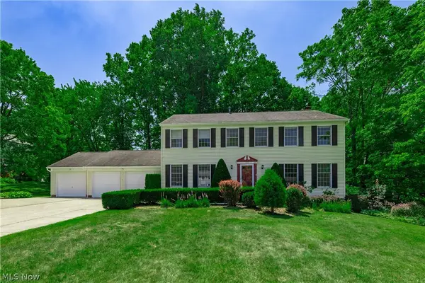 1058 Riverview Drive, Macedonia, OH 44056