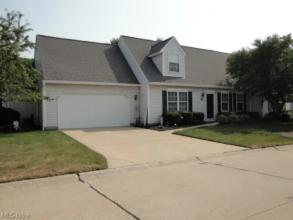 24619 Meadow Lane, Olmsted Falls, OH 44138