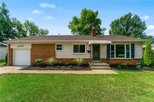 2435 Canfield Road, Youngstown, OH 44511