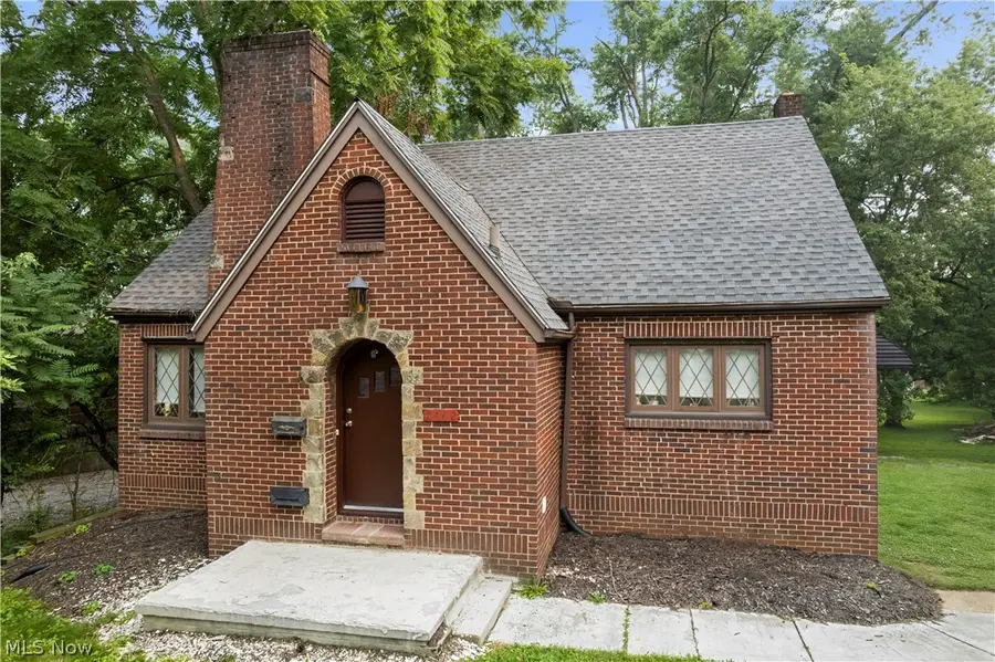 2442 Newton Street, Akron, OH 44305 - #2