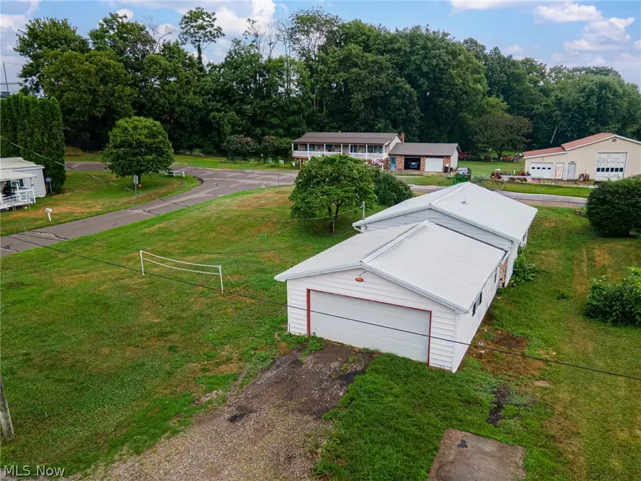 1109 Cemetery Drive, Coshocton, OH 43812 - #3