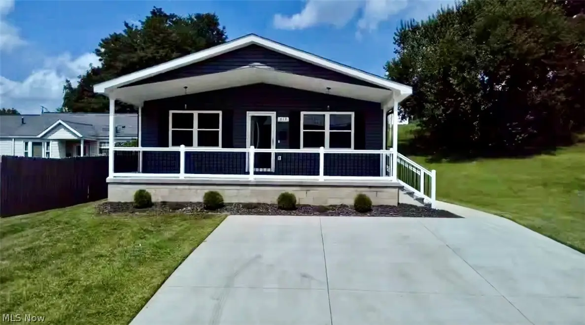 613 21st Street, Vienna, WV 26105 - #1