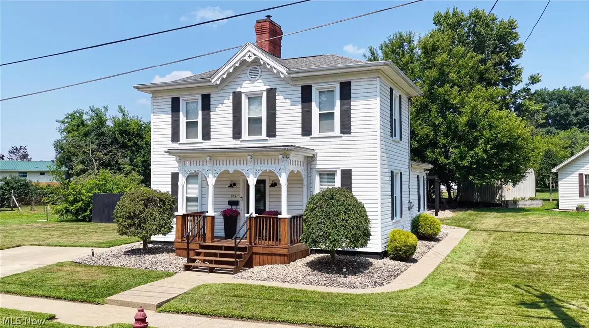 704 Pomeroy Pike, Belpre, OH 45714 - #1