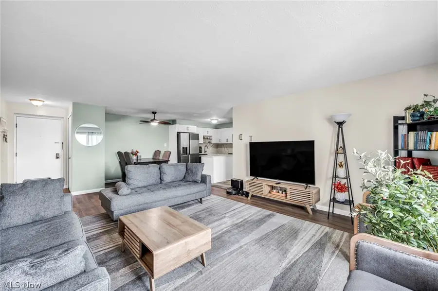 3400 Wooster Rd. Road #614, Rocky River, OH 44116 - #2