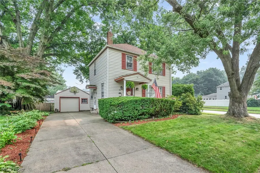86 Washington Avenue, Cuyahoga Falls, OH 44221 - #3