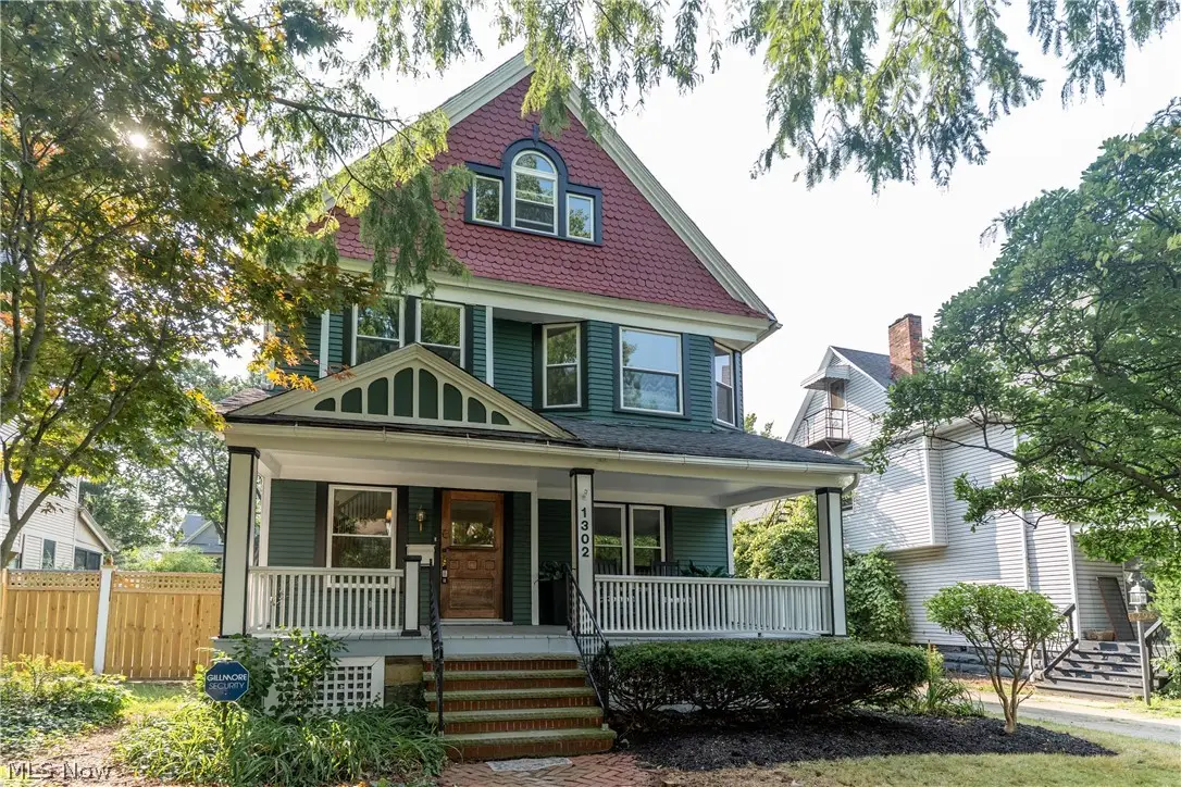 1302 W 111th Street, Cleveland, OH 44102 - #1