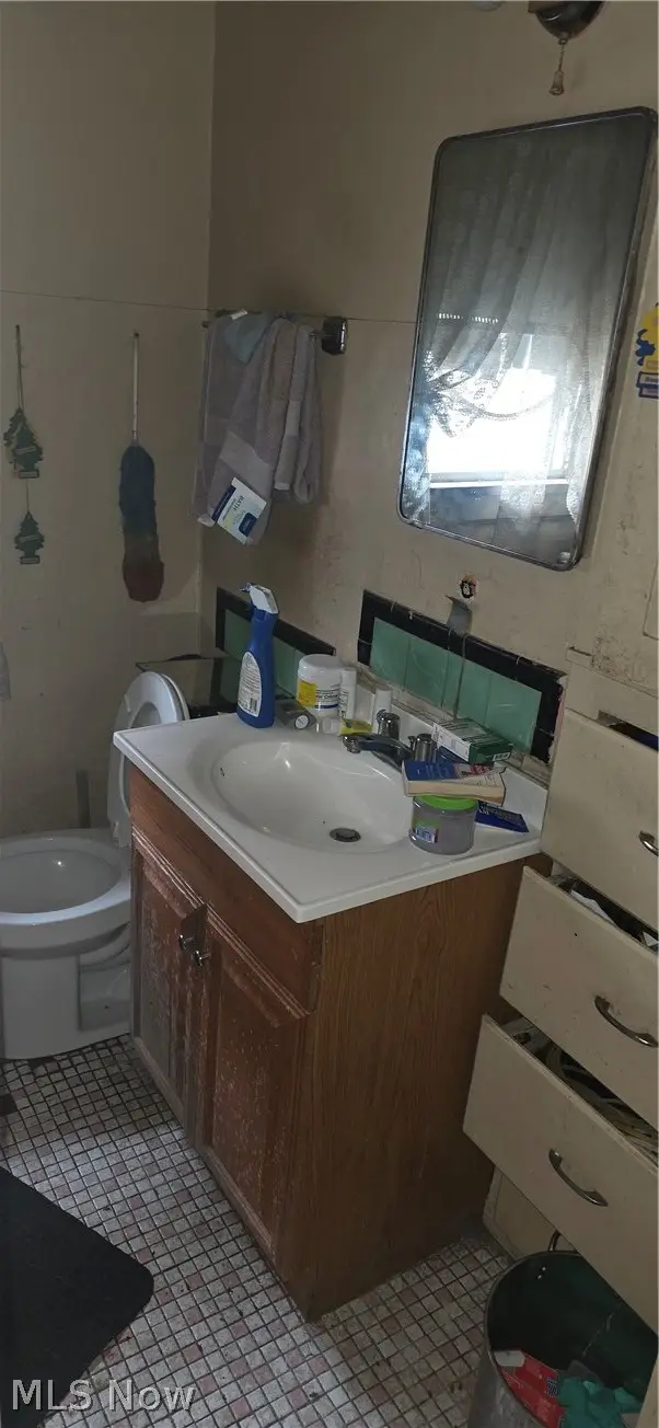 869 Sunshine Avenue, Youngstown, OH 44505 - #3