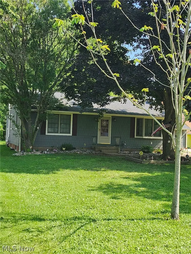 306 E Beech Street, Alliance, OH 44601 - #1