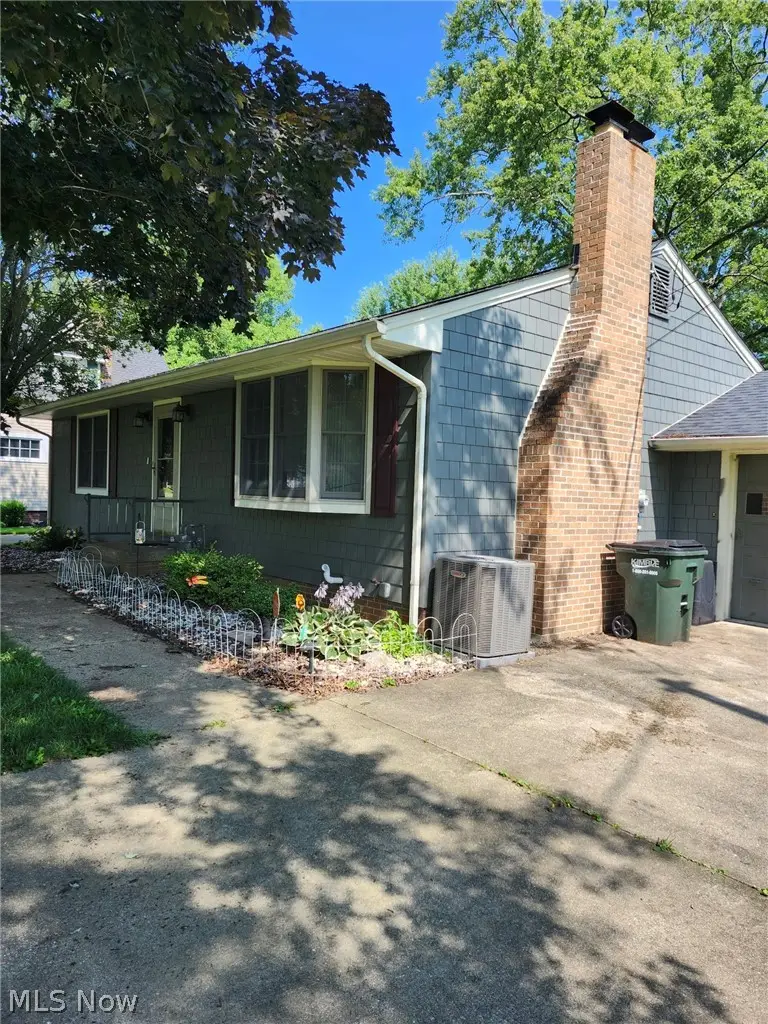 306 E Beech Street, Alliance, OH 44601 - #2