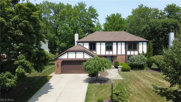 16932 Willow Wood Drive, Strongsville, OH 44136