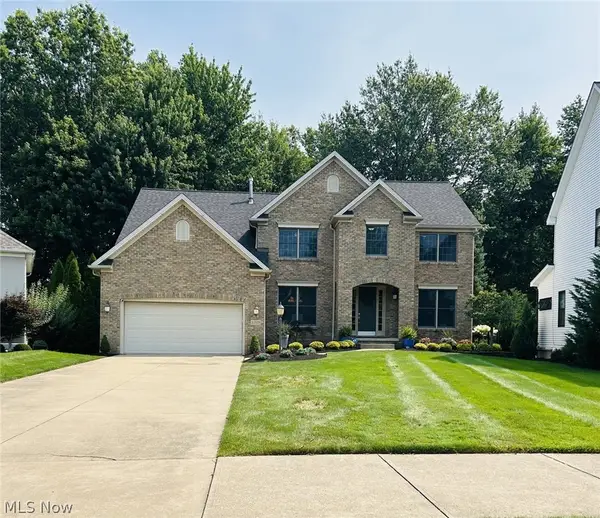 33606 Saint Francis Drive, Avon, OH 44011