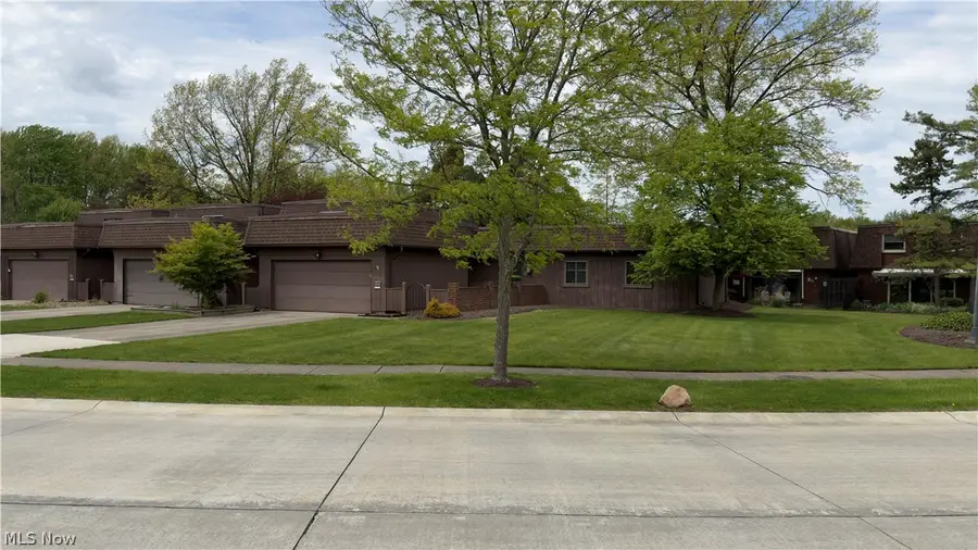 19224 Idlewood Trail, Strongsville, OH 44149 - #2