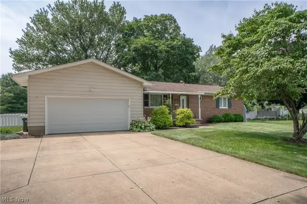 3524 Frawood Drive, Uniontown, OH 44685