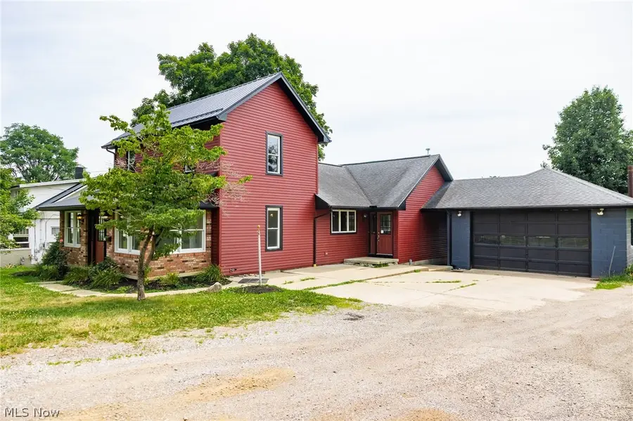544 N Mill Street, Fredericksburg, OH 44627 - #3