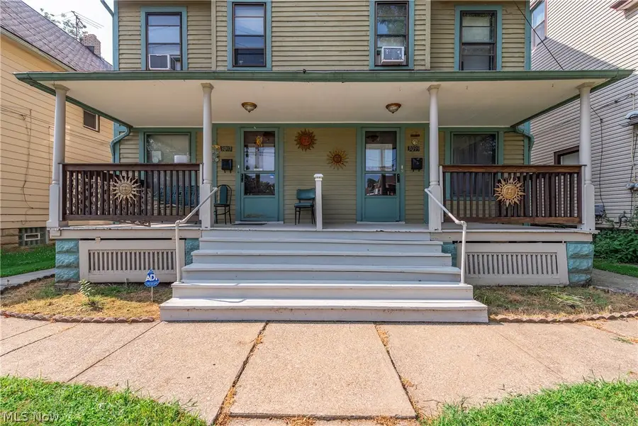 3097 Bradwell Avenue, Cleveland, OH 44109 - #2