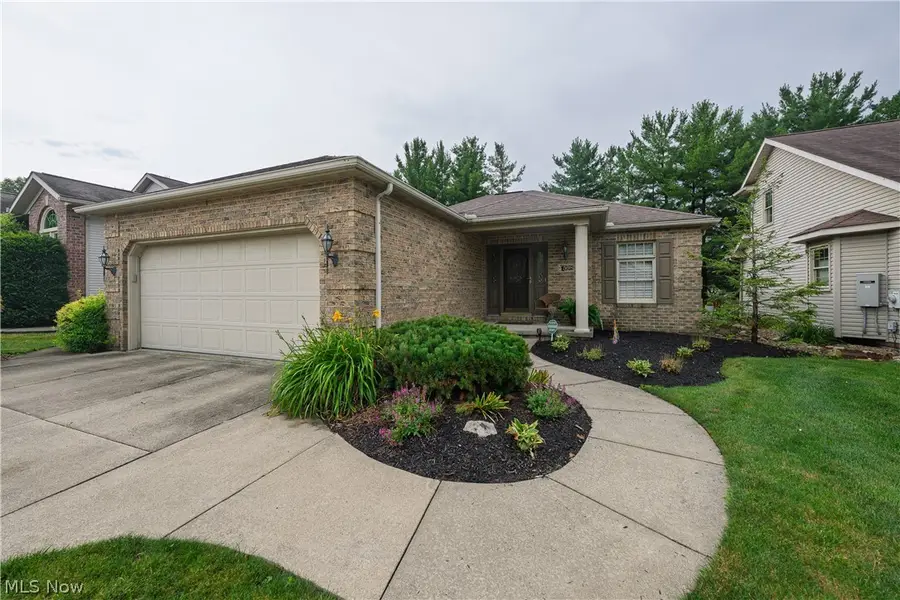 598 Saguaro Place, Barberton, OH 44203 - #2