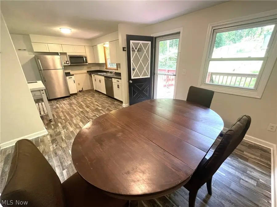 439 Grand Valley Dr, Howard, OH 43028 - #3