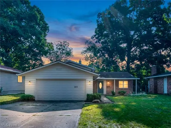 509 Silver Meadows Boulevard, Kent, OH 44240