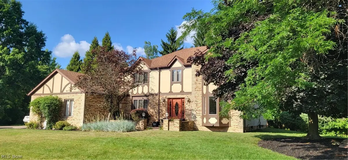 4822 Sweetwater Drive, Brecksville, OH 44141 - #1