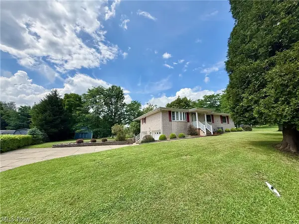 101 Diane Street, New Cumberland, WV 26047