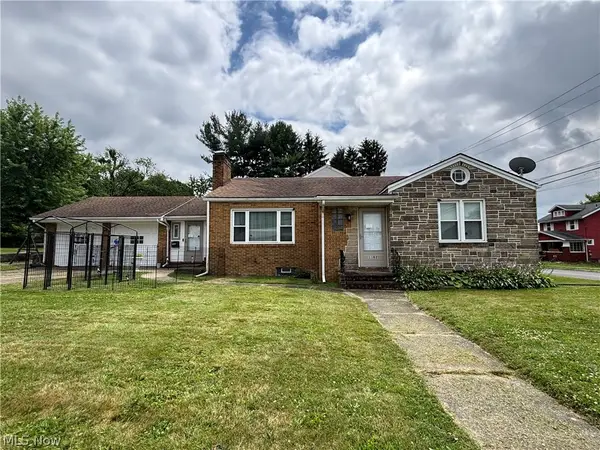 1102 17th Ne Street, Canton, OH 44705