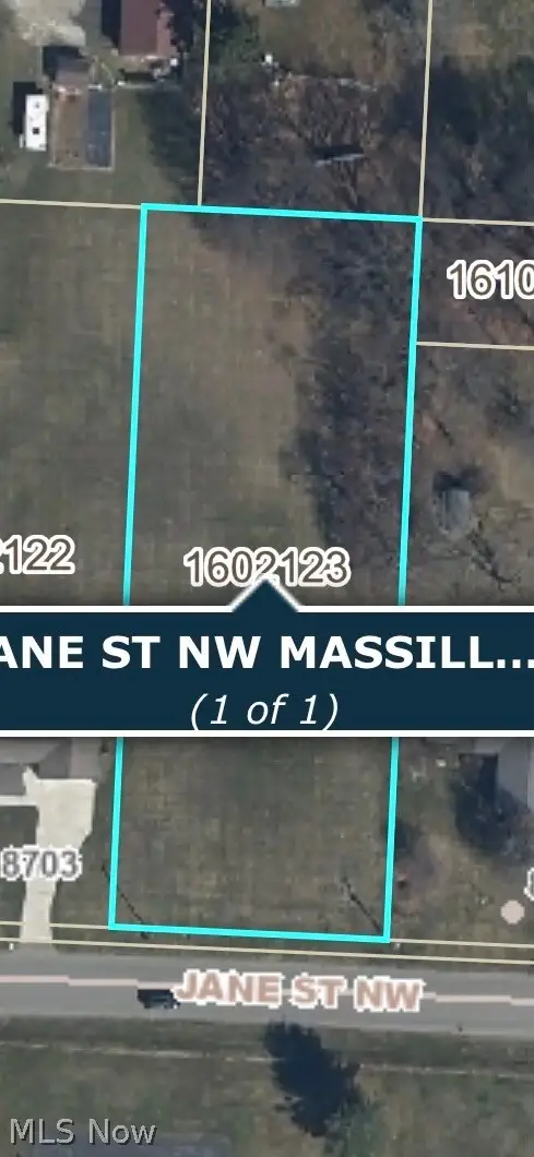 Jane Nw Street, Massillon, OH 44646