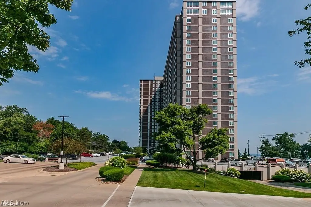 12900 Lake Avenue #118, Lakewood, OH 44107 - #1
