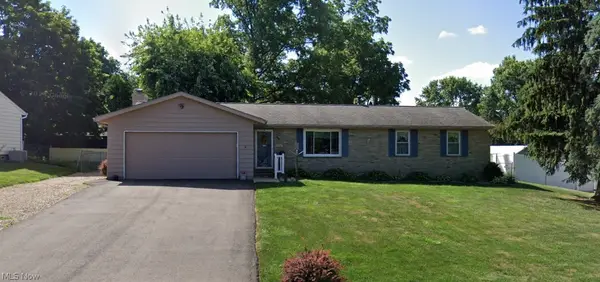 8508 Kellydale Nw Street, Massillon, OH 44646
